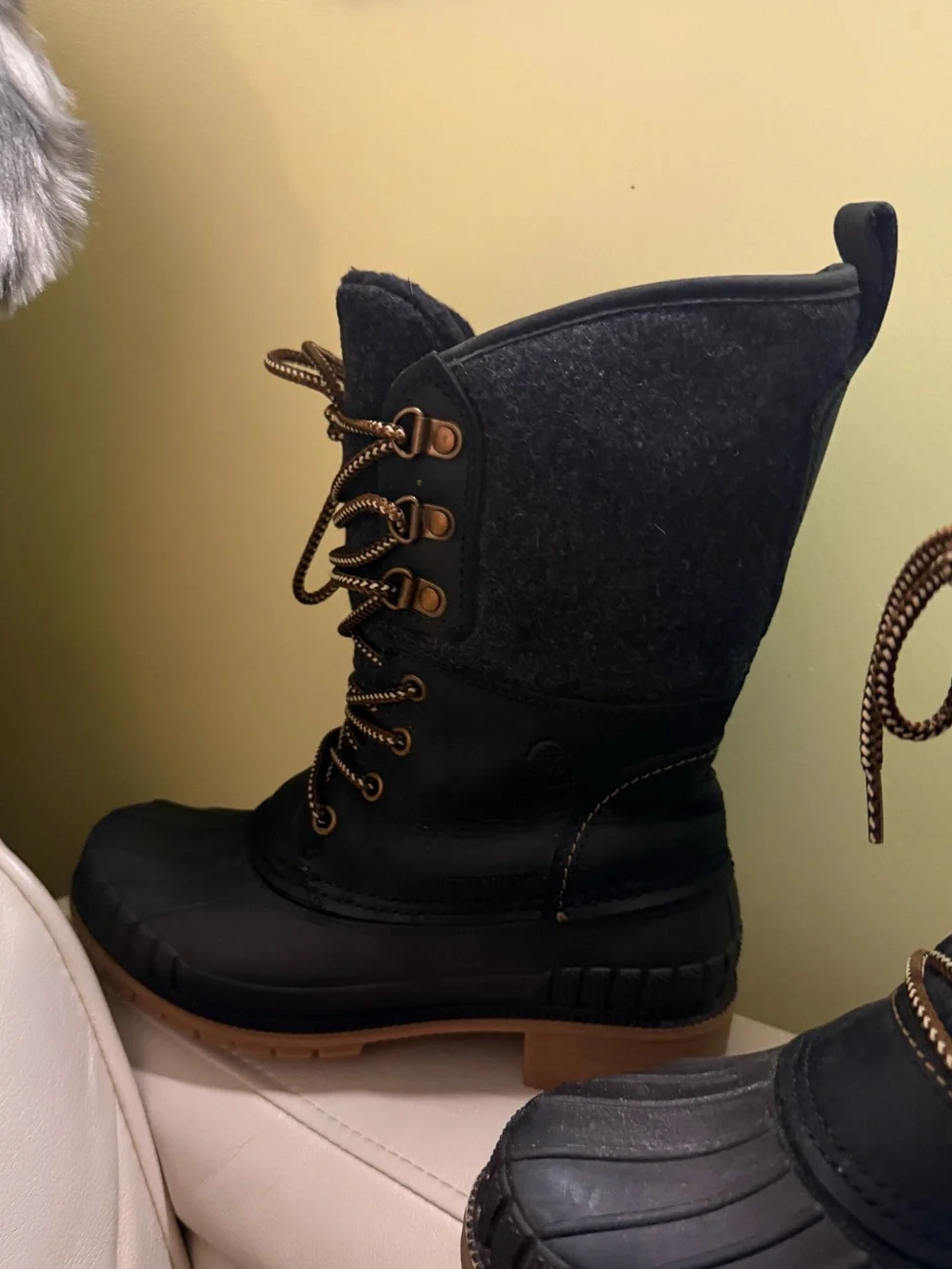 Kamik Black and Brown Lace-Up Cold-Weather Boots